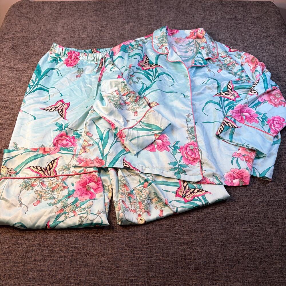 Secret Treasures 2 pc pajama set plus size 18/20 Womens Sleepwear